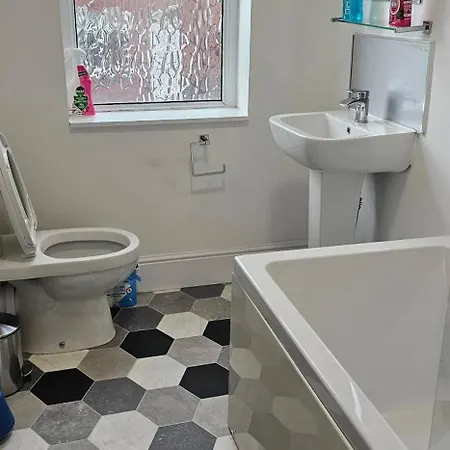 Guest house Dress To Impress 3 Leeds (West Yorkshire)