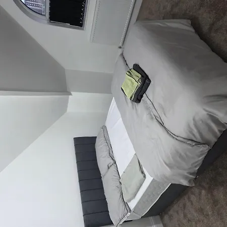 Guest house Dress To Impress 3 Leeds (West Yorkshire)
